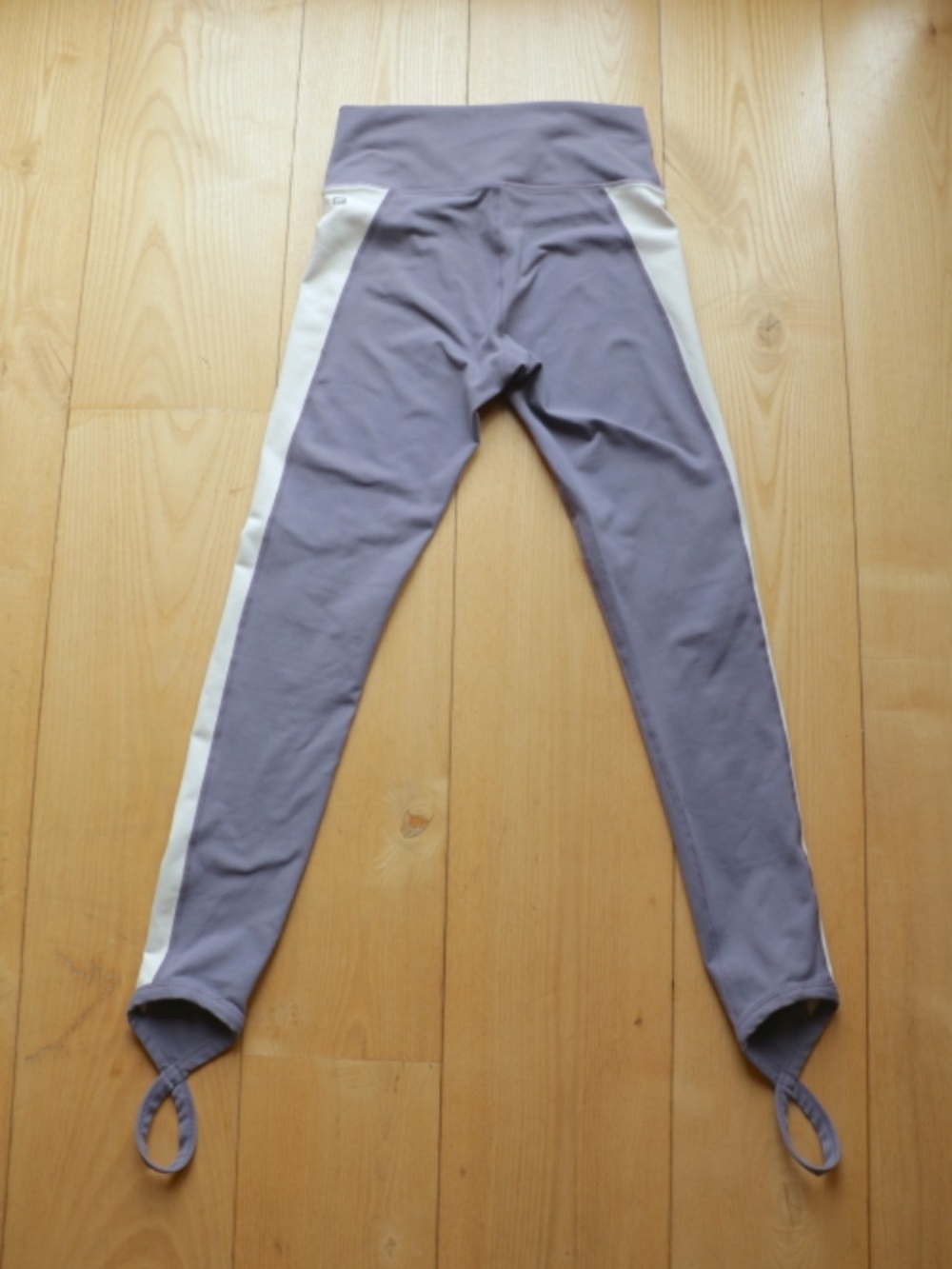 Fabletics Legging Bundle (2) - Picture 9 of 11